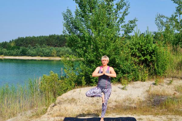 Bild zeigt: Asana Baum - Vrksasana