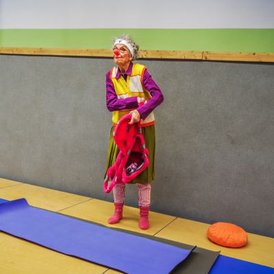 Yoga Clown Dorothea 001